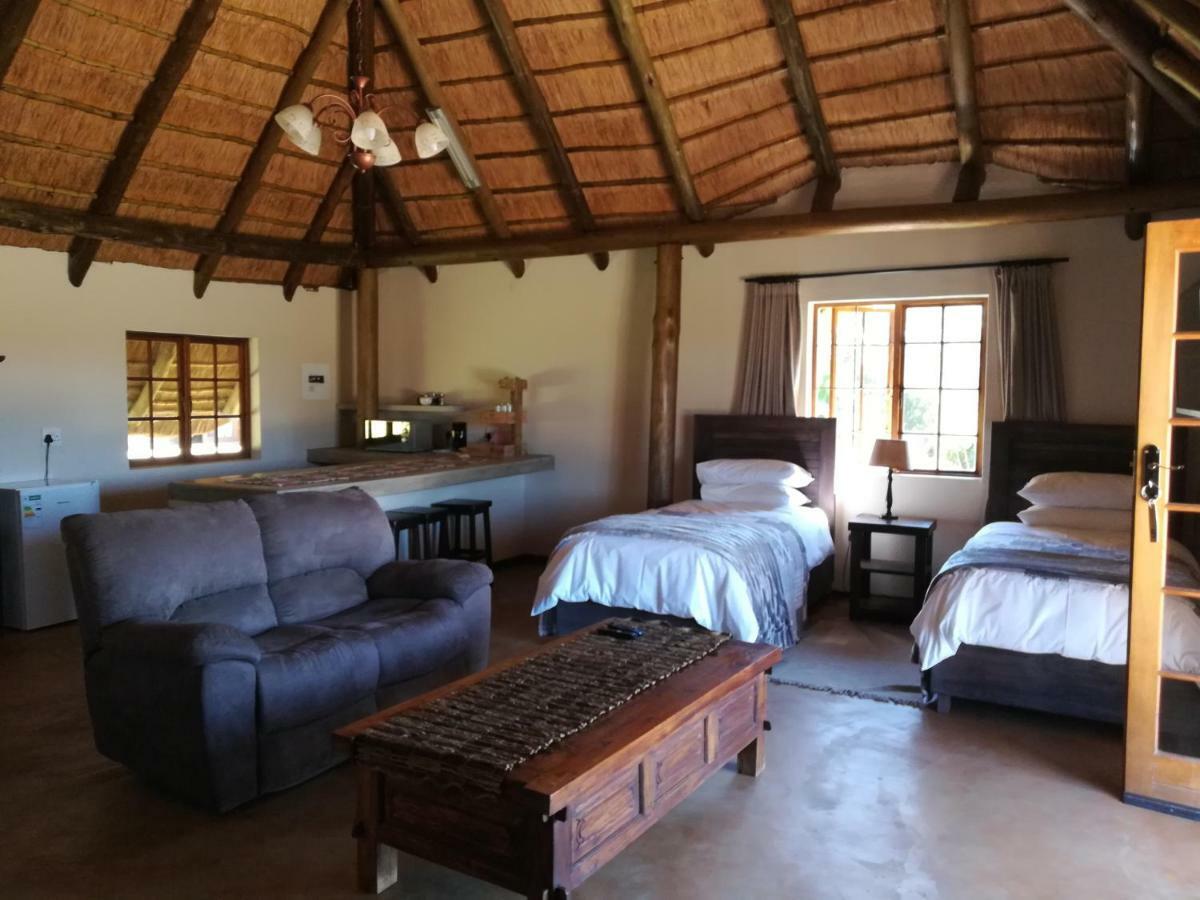 African Flair Country Lodge Пит-Ретиф Экстерьер фото